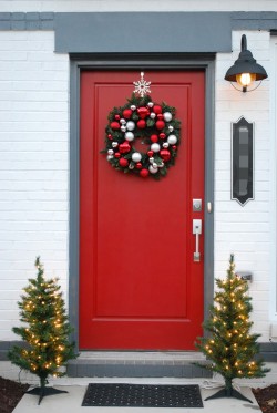 christmas wreath red door